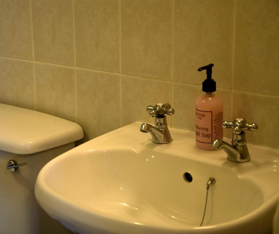 The Rosemont Yelverton Quarto foto
